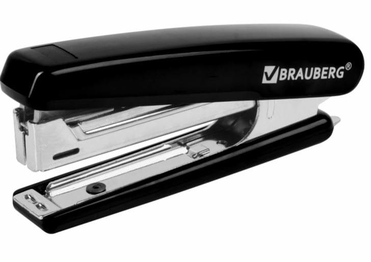 Степлер №10 BRAUBERG "Classic", до 12 листов, с антистеплером, черный, 222545